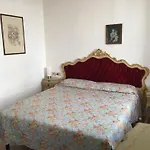A Due Passi Dal Mare Apartment *
